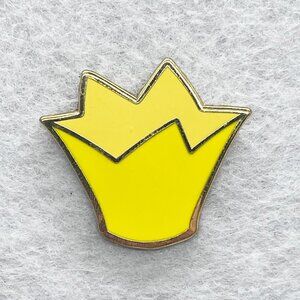 🔮 5/$25‎ Disney Alice in Wonderland Queen of Hearts Crown Pin